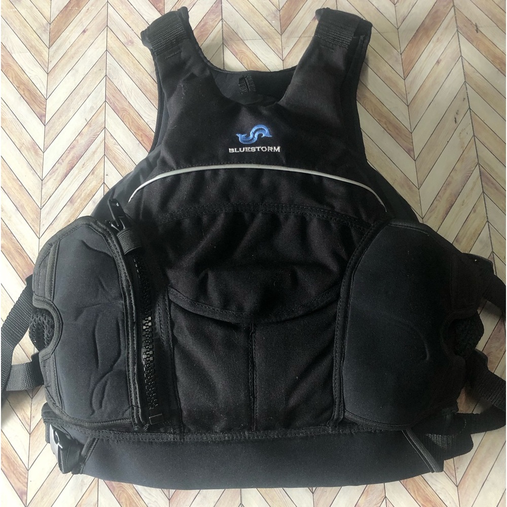Bluestorm Black Men's Life Vest